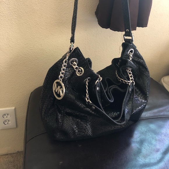 Michael kors chain purse - Picture 2 of 4